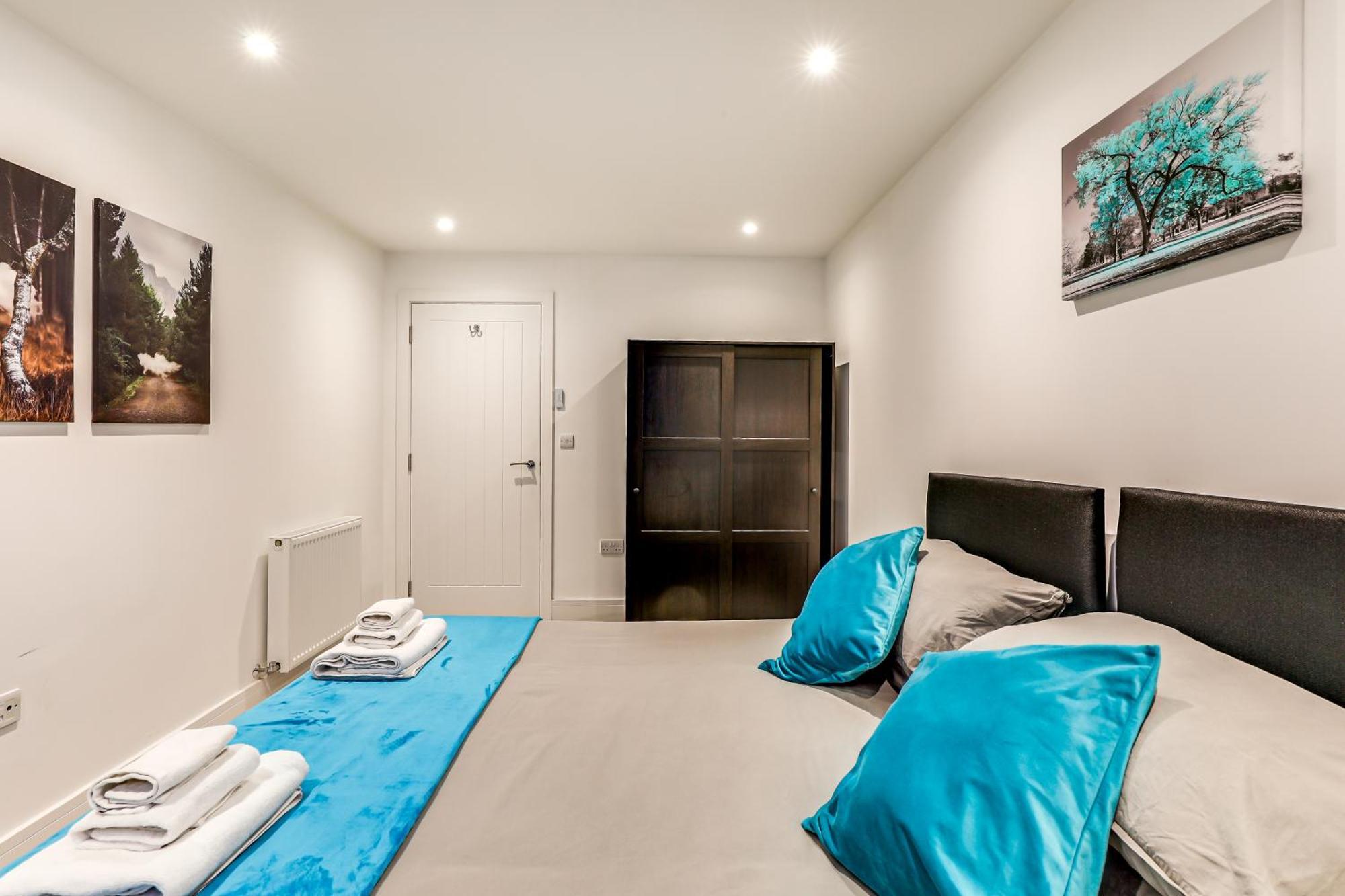 Exceptionally Spacious Central Canterbury Home Exteriör bild