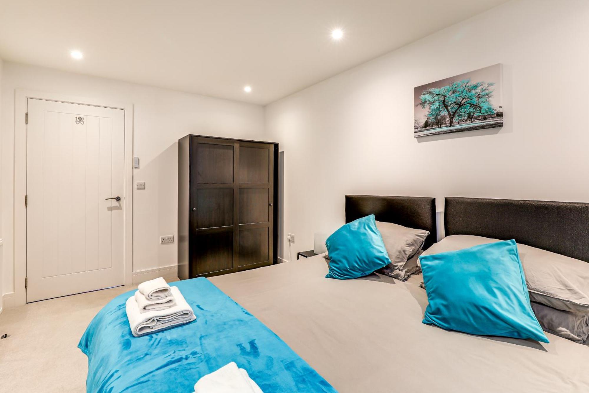 Exceptionally Spacious Central Canterbury Home Exteriör bild